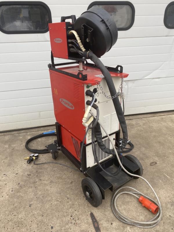 MIG / MAG Impuls Schutzgasschweißgerät