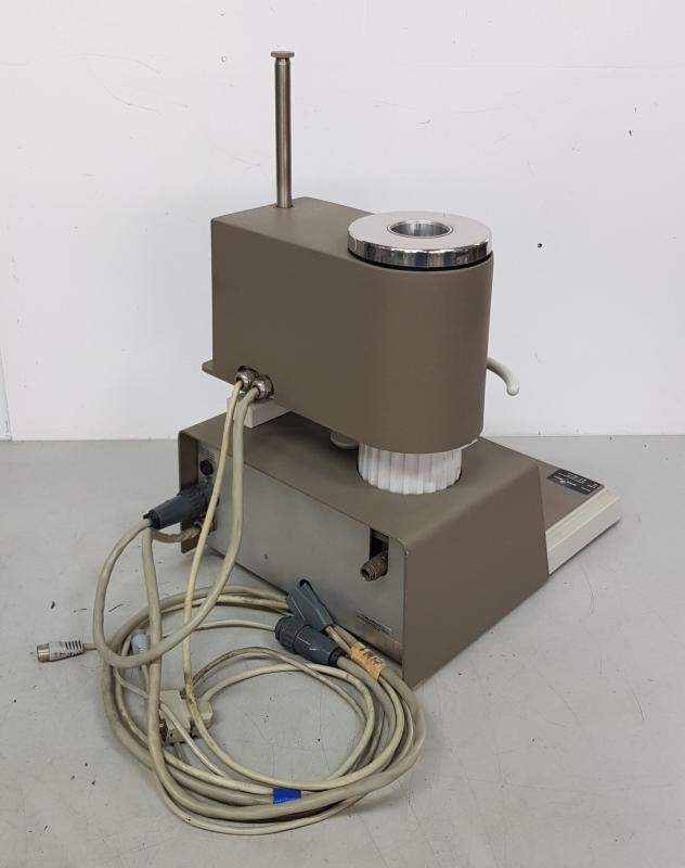 Thermo Mechanischer Analysator (TMA), Thermowaage Thermo Mechanischer Analysator (TMA), Thermowaage