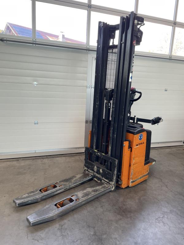 E-Deichselstapler, Elektro-Gehstapler, Mitfahr-Deichselstapler 1400 kg, Hubhöhe 5475 mm E-Deichselstapler, Elektro-Gehstapler, Mitfahr-Deichselstapler 1400 kg, Hubhöhe 5475 mm