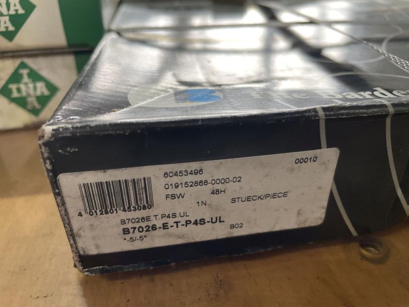 Spindellager B7026-E-T-P4S-UL, Präzisionslager  --  130-200-33 Kugellager, Wälzlager