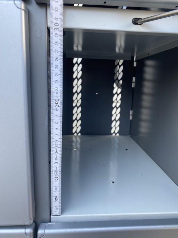 Schließfachschrank, Fächerschrank mit 20 Einzelschließfächern