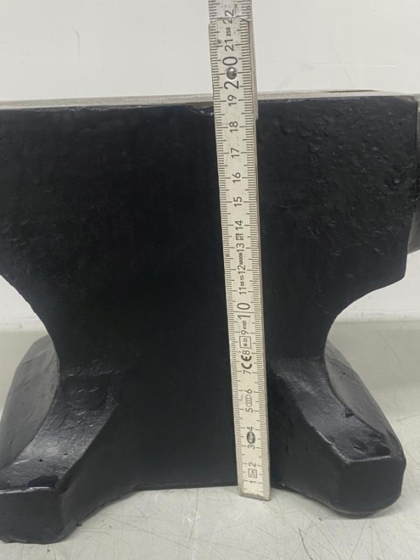 Amboss mit Rund- und Rechteckhorn Einheitsamboss, Böhmische Form