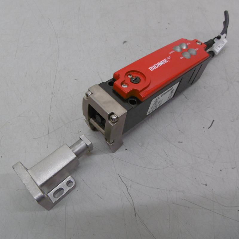 Berührungsloser Sicherheitsschalter, Sicherheitszuhaltung, Endschalter,  Sicherheitsschalter, zwangsgeführter Sicherheitsschalter mit Betätiger