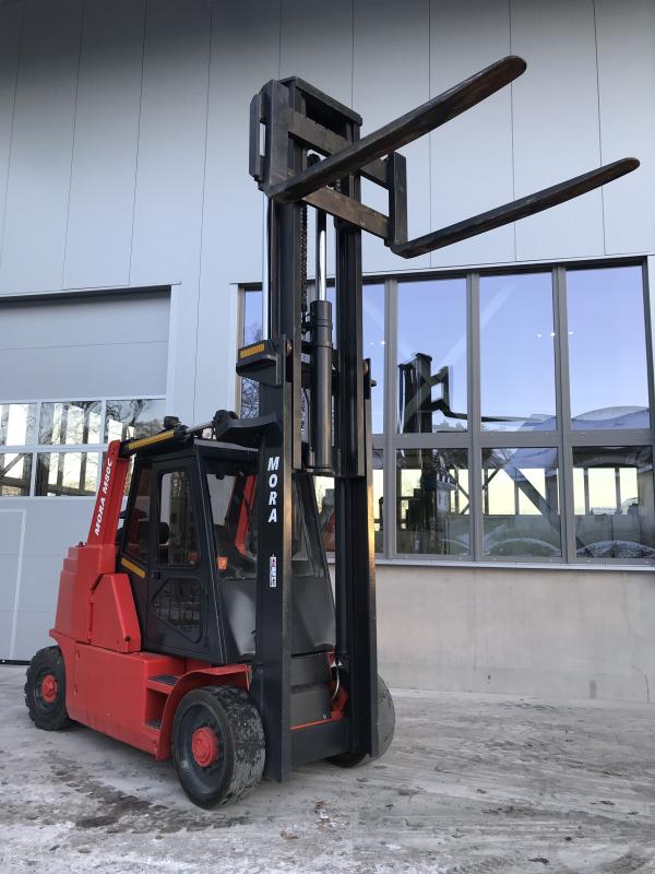 Diesel - Gabelstapler, Traglast 8000 kg, Kompaktstapler, Hubhöhe 3800 mm