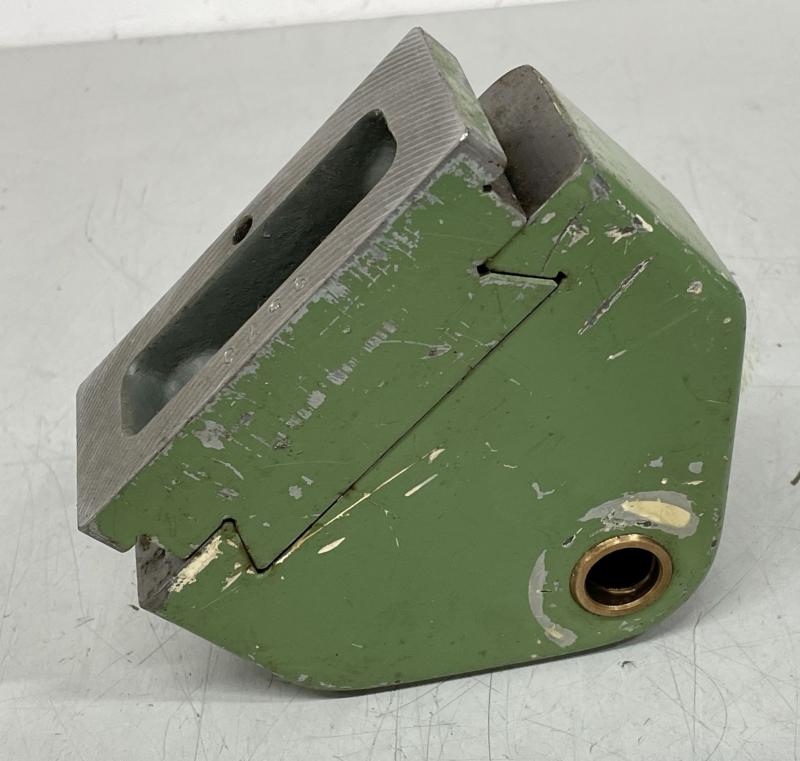 Gegenlager und Adapter für Fräsmaschine zum Horizontalfräsen Gegenlager und Adapter für Fräsmaschine zum Horizontalfräsen