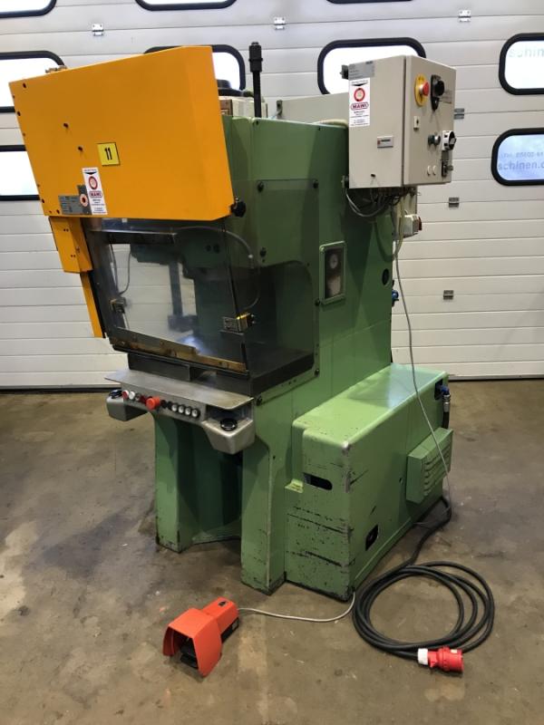 Einständer Kniehebelpresse