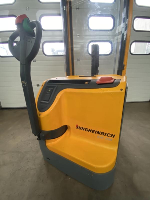 Elektro - Gehstapler, Deichselstapler, Traglast 1400 kg, Hubhöhe 3200 mm