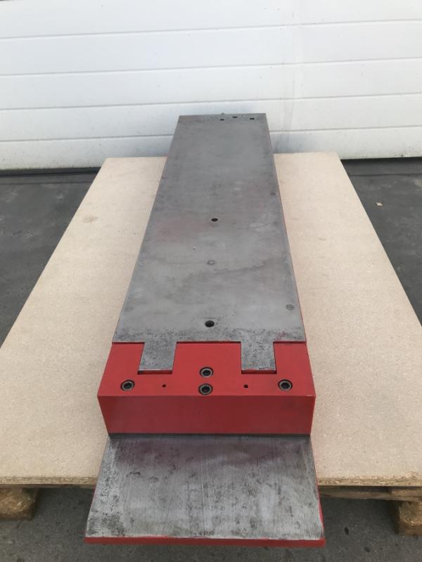 Aufspanntisch, Sinustisch, Schwenktisch, Schwenk-Aufspanntisch