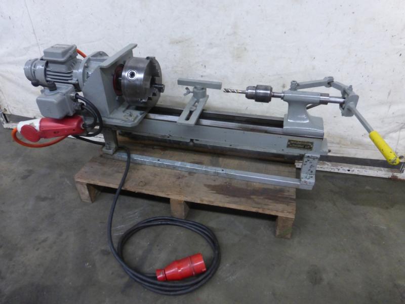 Gewindeschneidmaschine wie Drehmaschine