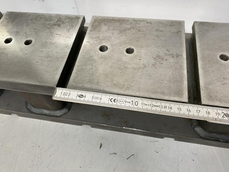 Aufspannplatte, Aufspanntisch, bearbeiteter Stahl Maschinentisch