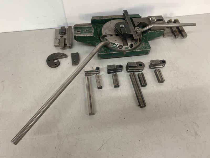 Manueller Handrohrbieger, Rohrbiegegerät bis Ø 16 mm, Dornbiegemaschine