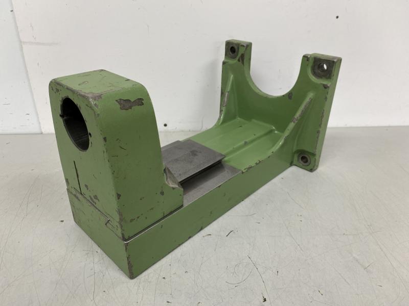 Gegenlager zum Horizontalfräsen, Lagerbock mit Stützlager für lange Fräsdorne, Horizontalbarbeitung