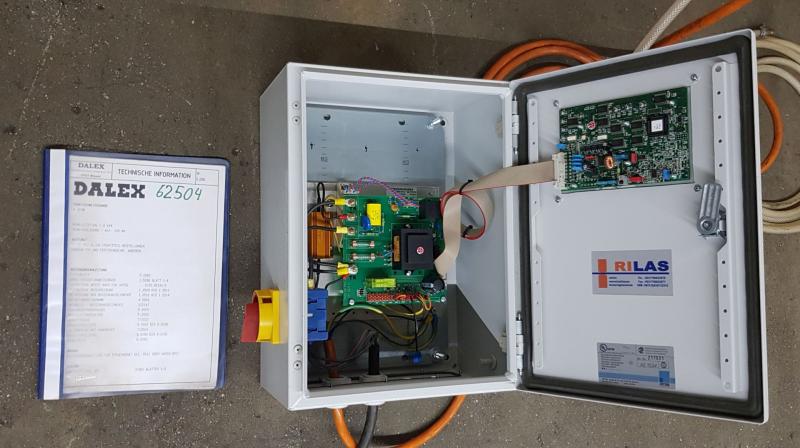 Punktschweißzange mit Steuerung DALEX RS 17 und Balancer