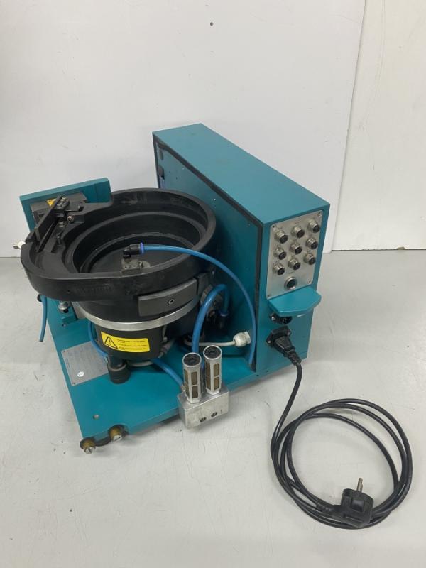Vibrationsförderer als Schraubenzuführung mit pneumatik Schrauberstativ Eco Line