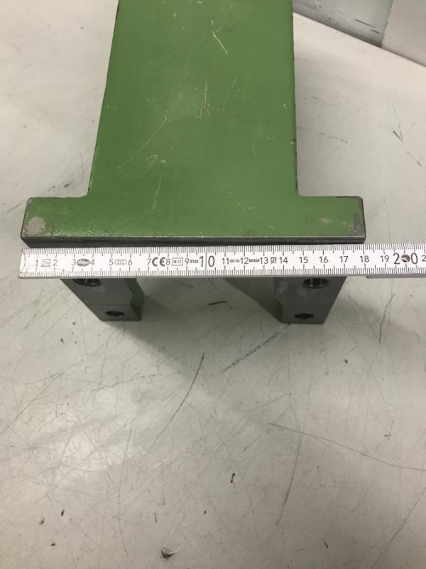 Gegenlager zum Horizontalfräsen, Lagerbock mit Stützlager für lange Fräsdorne, Horizontalbarbeitung