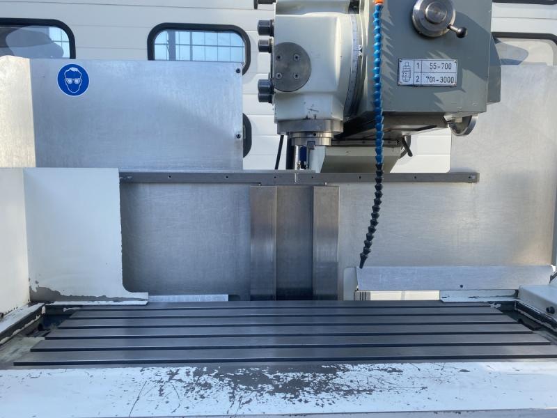 CNC Fräsmaschine mit HEIDENHAIN TNC 320 CNC Fräsmaschine mit HEIDENHAIN TNC 320