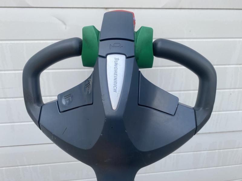 Elektro-Gehstapler, Niederflurhubwagen, Ameise, Deichselstapler Elektro-Gehstapler, Niederflurhubwagen, Ameise, Deichselstapler