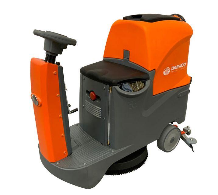 Neue akkubetriebene Aufsitz-Scheuersaugmaschine, Scheuersaugmaschine, Bodenreinigungsmaschine
