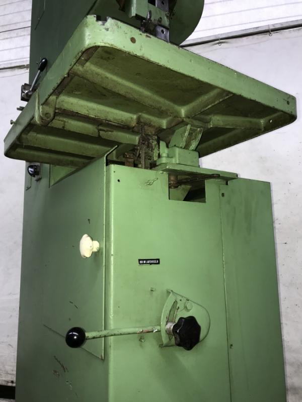 Vertikal Bandsäge, Bandsägemaschine, Metallbandsäge