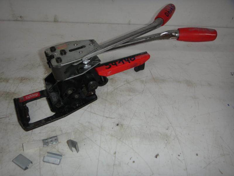 Spann- und Verschlussgerät für Verpackungskunststoffband, Umreifungsgerät