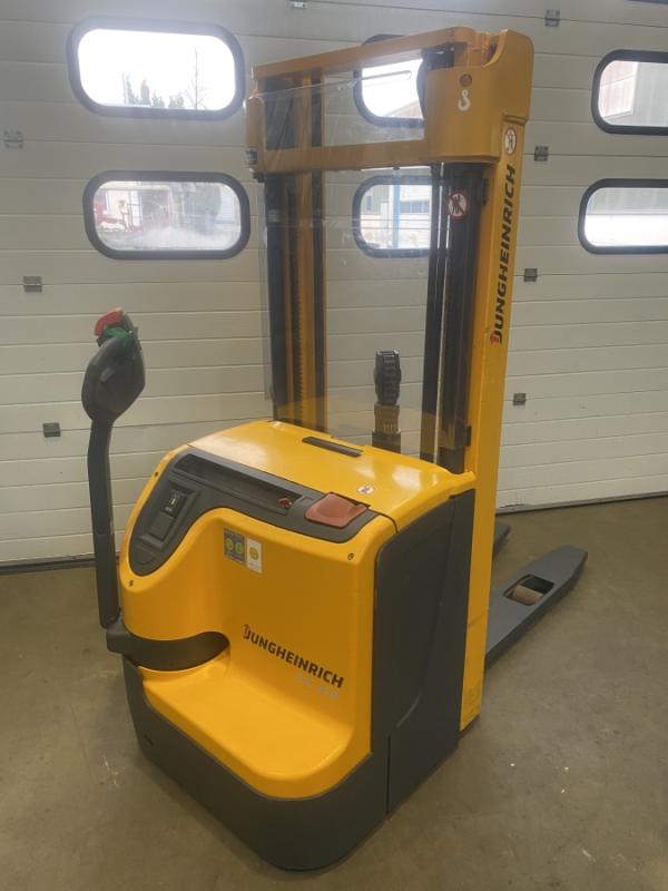 Elektro - Gehstapler, Deichselstapler, Traglast 1400 kg, Hubhöhe 4300 mm