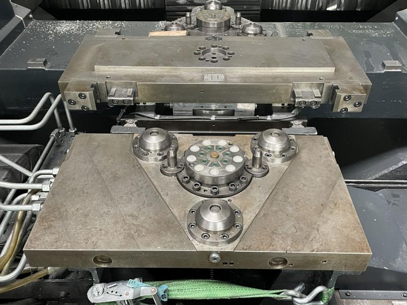 CNC 5-Achs HMC Bearbeitungszentrum, Fräszentrum, Fertigungszentrum mit CNC Steuerung SIEMENS 840D SL