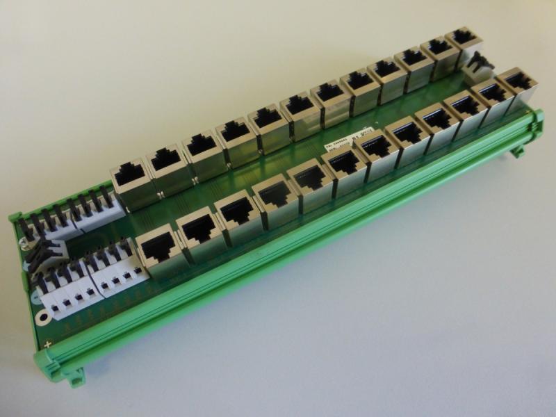 Equinox Device Server, Patch Panel für Hutschienenmontage, Seriell auf Ethernet Device Server
