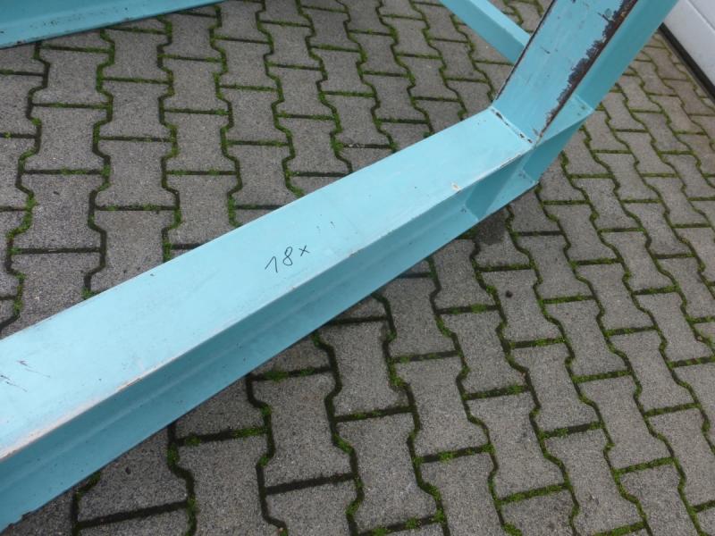 Einseitiges Kragarmregal für Stangenware oder Blechtafeln