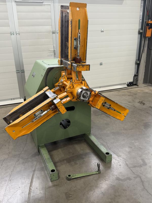 Abwickelhaspel für Coilmaterial bis 2000 kg