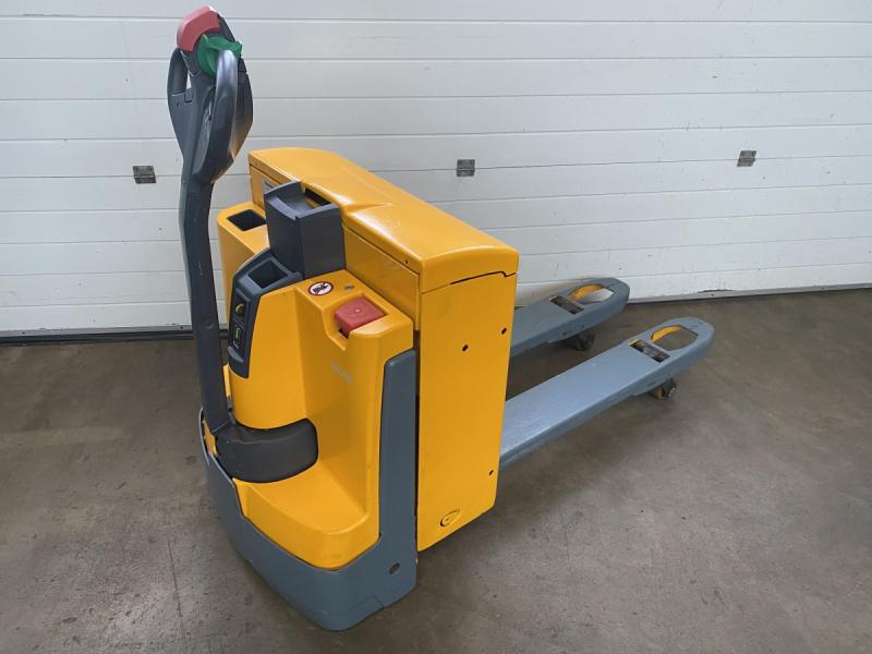 Elektro-Gehstapler, Niederflurhubwagen, Ameise, Deichselstapler