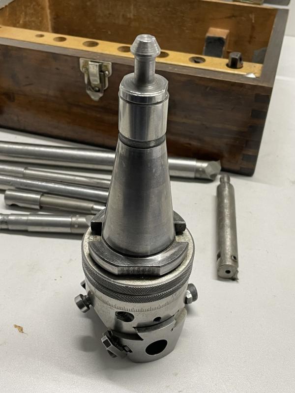 Universal Plan- und Ausdrehkopf, Spindelwerkzeug, Spindelkopf mit SK40 Universal Plan- und Ausdrehkopf, Spindelwerkzeug, Spindelkopf mit SK40