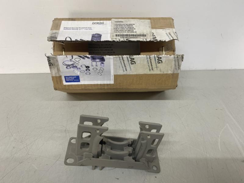 Neue Ersatzteile für Kettenzug DEMAG DKUN5 Neue Ersatzteile für Kettenzug DEMAG DKUN5