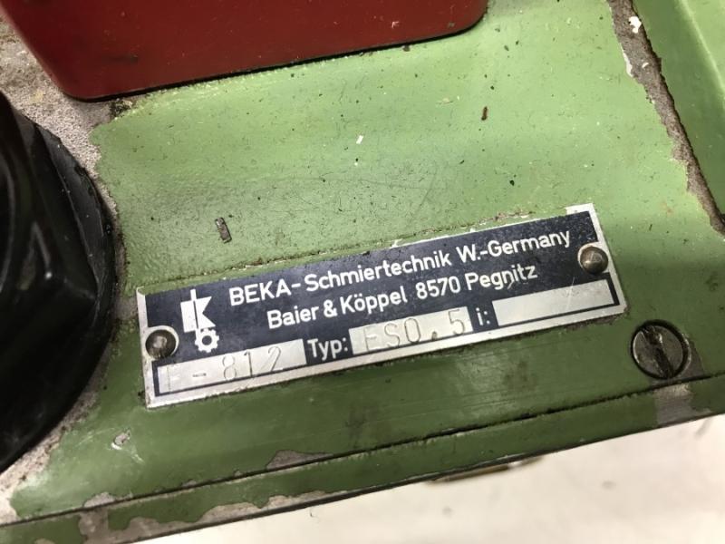 Schmierpumpe, Oelpumpe für Zentralschmierung, bis 15 bar, Schmieraggregat, Öl-Zentralschmierpumpe