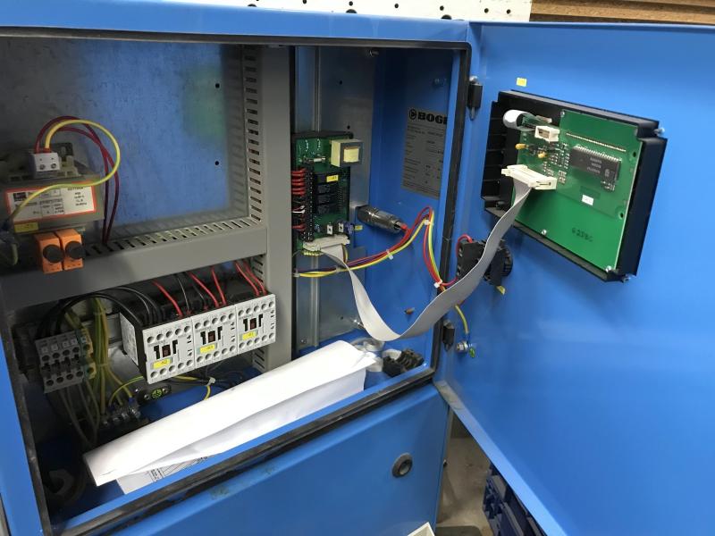 Kompressorsteuerung für Schraubenkompressor oder Kolbenkompressor