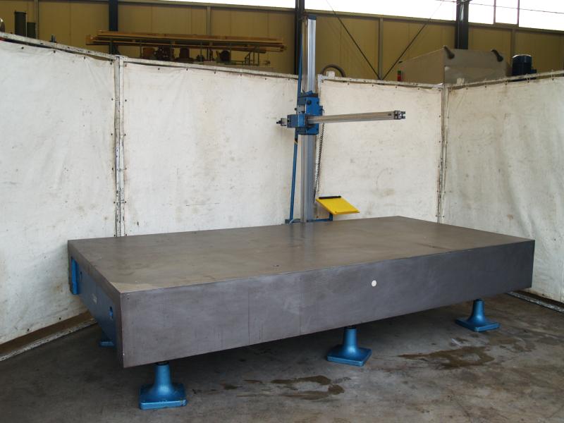 Mess- und Anreißplatte Stahlguß-Grauguß stark verrippt