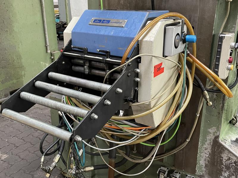 Exzenter Stanzautomat mit NC Walzenvorschub EBU - Doppelständer Exzenterpresse