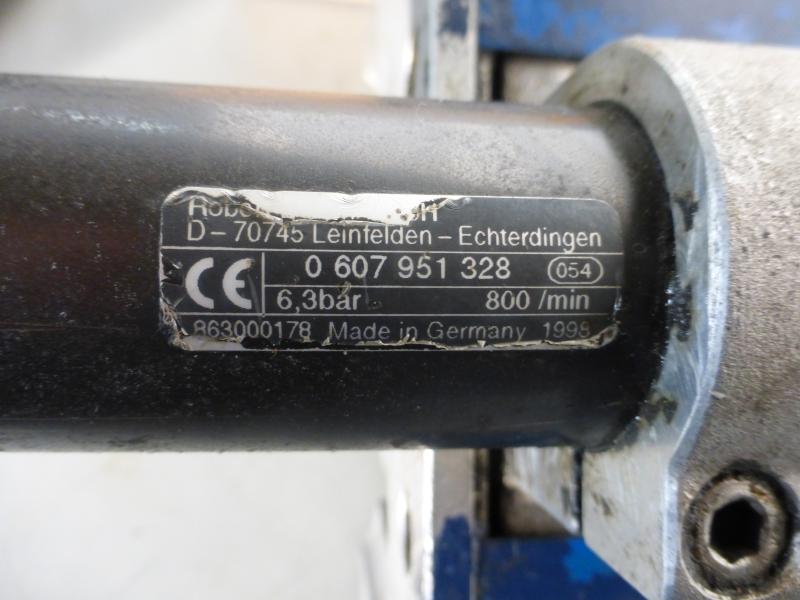 Düsenreinigungsautomat, Brennerreinigungs-Station, Reinigungsgerät für MIG MAG Roboterschweißanlagen Düsenreinigungsautomat, Brennerreinigungs-Station, Reinigungsgerät für MIG MAG Roboterschweißanlagen