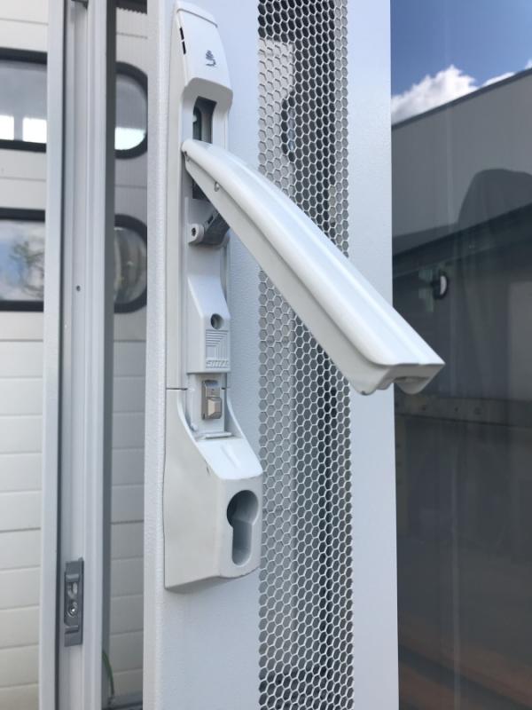 Serverschrank, Serverrack, Netzwerkschrank, PC-Schrank Schaltschrank, Steuerschrank 