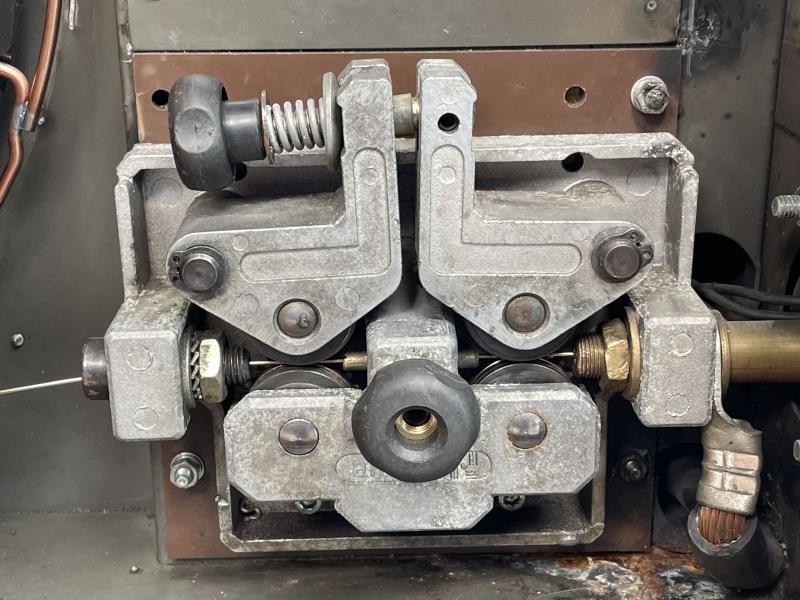 MIG / MAG Impuls Schutzgasschweißgerät, Schweißgerät