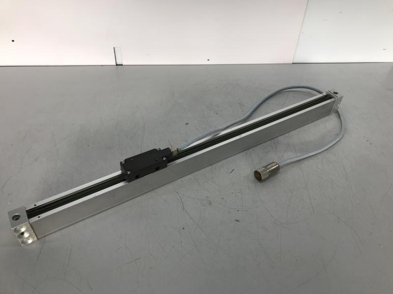 Glasmaßstab, inkrementales Längenmesssystem, Linear Scale, Maßstab mit Glaslineal für Positionsanzeige Glasmaßstab, inkrementales Längenmesssystem, Linear Scale, Maßstab mit Glaslineal für Positionsanzeige