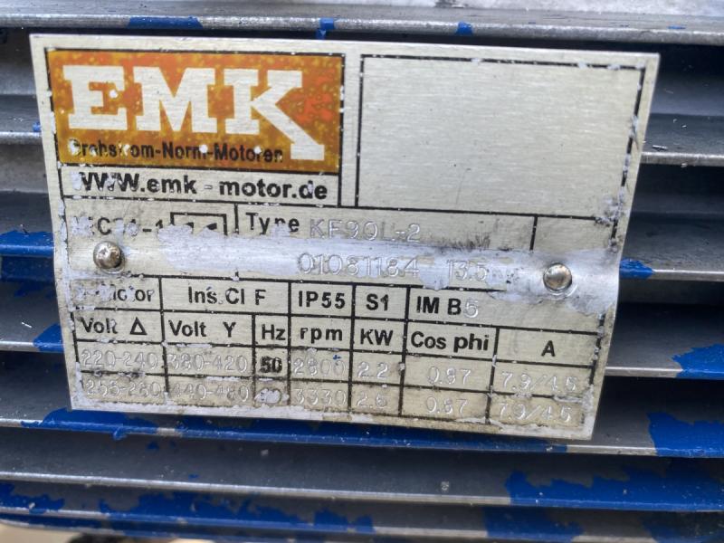 Gehrungs Kappsäge für Alu (Sonder-Maschinenbau mit 4 Servomotoren) Gehrungs Kappsäge für Alu (Sonder-Maschinenbau mit 4 Servomotoren)