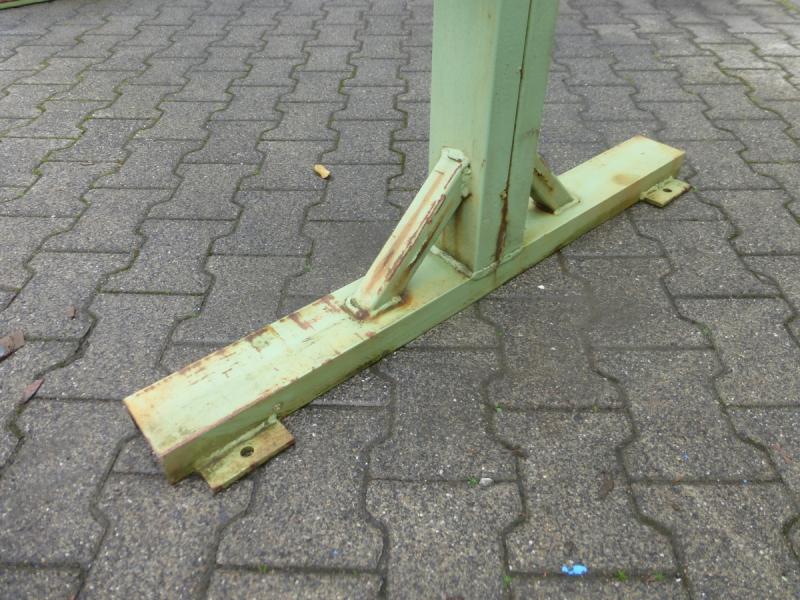 Doppelseitiges Kragarmregal  für Stangenware (Eigenbau)