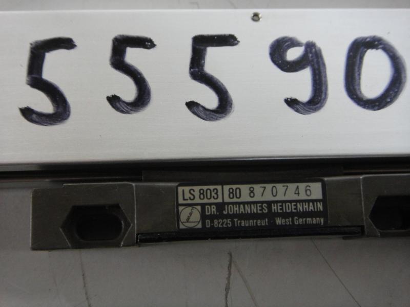 Defekter Glasmaßstab, inkrementales Längenmesssystem, Maßstab mit Glaslineal für Positionsanzeige