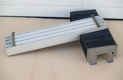 Kreuztisch aus ALU 850 x 175 mm, mit Linearführung und Kugelrollspindel