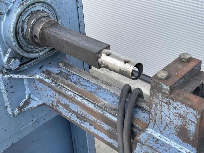 Automatischer Mehrzweck-Eisendreher, mit Aufsatz Ringbiegemaschine und Hydraulikaggregat 600 bar