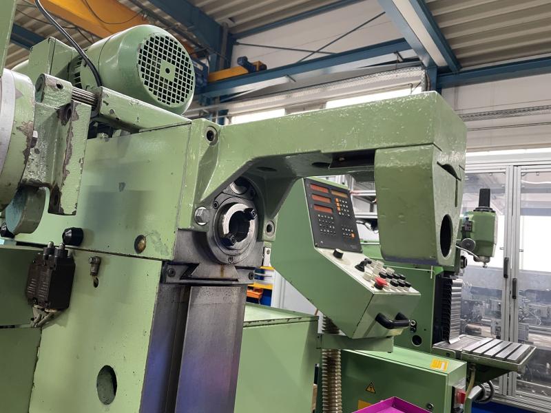 Gegenlager zum Horizontalfräsen, Lagerbock mit Stützlager für lange Fräsdorne, Horizontalbarbeitung