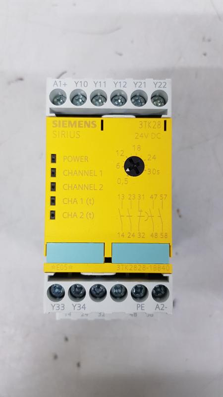 Sicherheitsrelais, Safety Relay, Not-Aus Relais, Sicherheitsschaltgerät