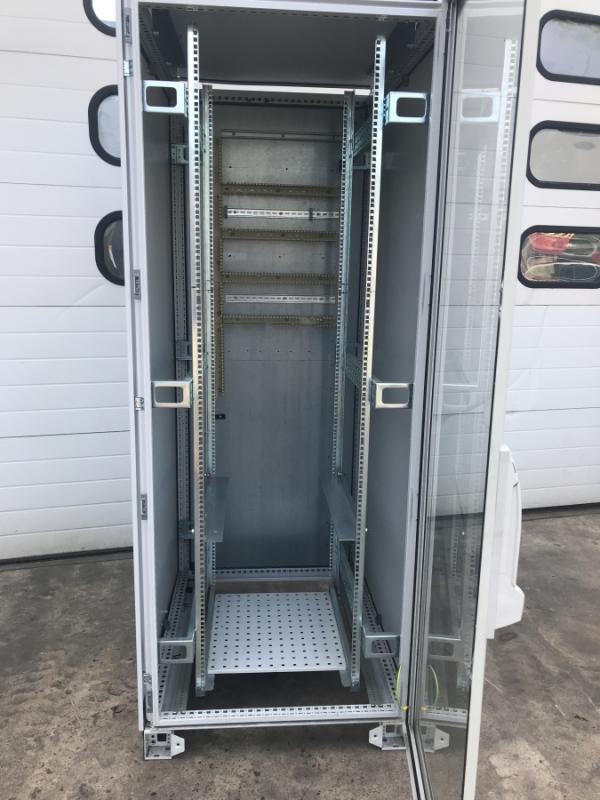 Serverschrank, Serverrack, Netzwerkschrank, PC-Schrank Schaltschrank, Steuerschrank