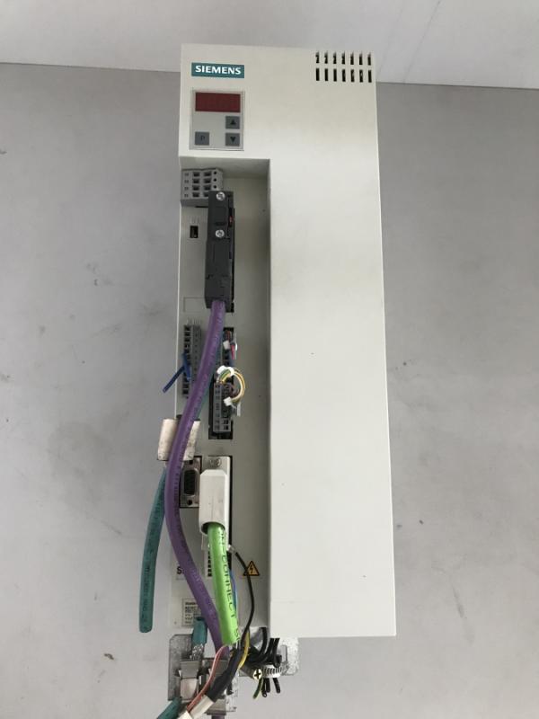 Kompakt PLUS Frequenzumrichter AC-AC, AC- Servoantrieb, Servosteller, Servoumrichter, Servoregler, Antriebsregler, Frequenzumrichter, Motion Control Kompakt PLUS Frequenzumrichter AC-AC, AC- Servoantrieb, Servosteller, Servoumrichter, Servoregler, Antriebsregler, Frequenzumrichter, Motion Control