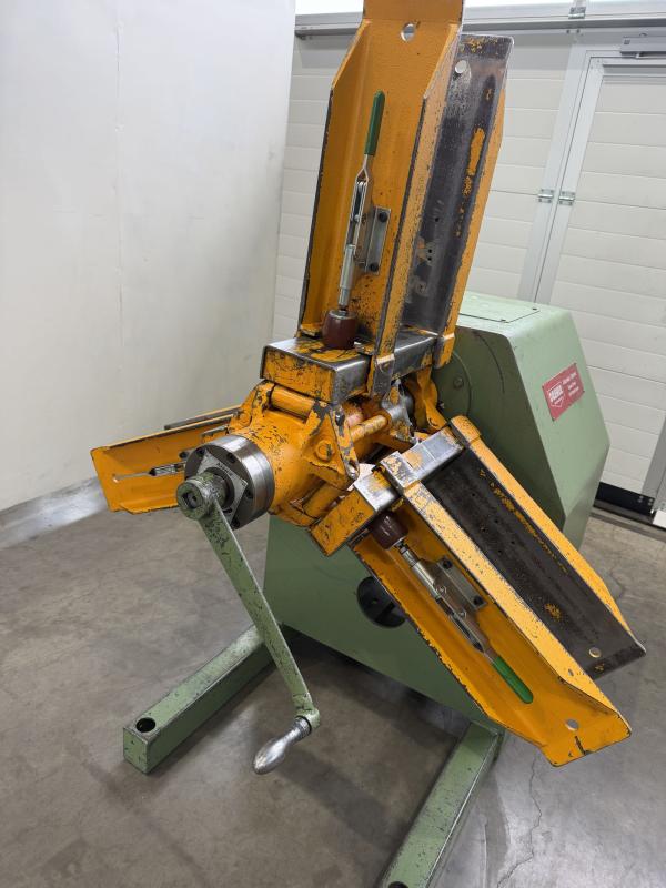 Abwickelhaspel für Coilmaterial bis 2000 kg